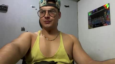 Snapshot of godkenai chatting on November 27, 11:51 pm MASTER GODKENAI online show from November 27, 11:51 pm