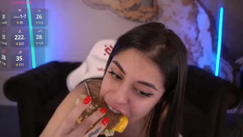 Snapshot of goldbabys chatting on February 26, 6:00 pm GoldBabyS online show from February 26, 6:00 pm