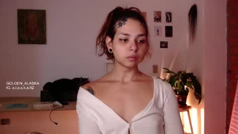 Snapshot of golden_alaska chatting on March 6, 11:09 pm Alaska online show from March 6, 11:09 pm