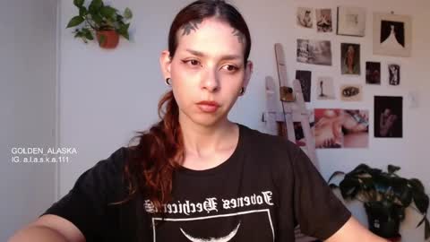 Snapshot of golden_alaska chatting on September 12, 10:54 pm Alaska online show from September 12, 10:54 pm