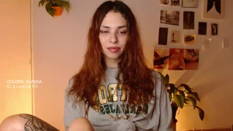 Snapshot of golden_alaska chatting on November 13, 12:20 am Alaska online show from November 13, 12:20 am