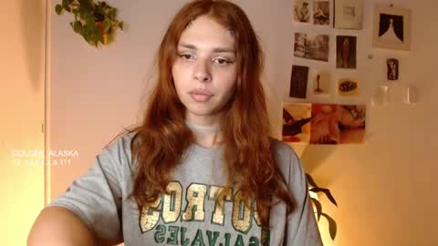 Snapshot of golden_alaska chatting on November 25, 12:32 am Alaska online show from November 25, 12:32 am