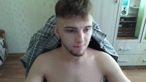 Golden boyyy21 online show from March 14, 10:42 am