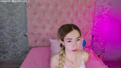 golden girl   online show from May 8, 1:55 am
