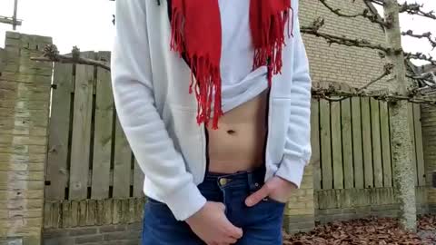 Snapshot of goldenelixxxir chatting on December 22, 12:35 pm online show from December 22, 12:35 pm