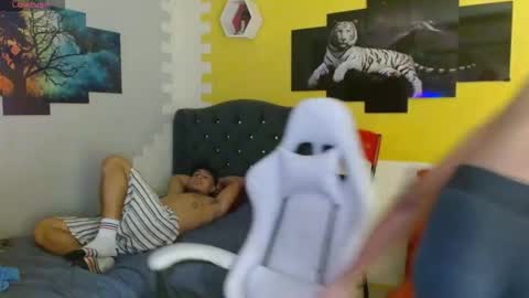 Jeff and Sebas online show from April 18, 11:47 am