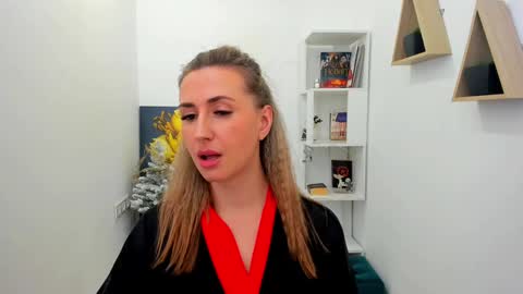 Olivia online show from January 10, 1:20 pm