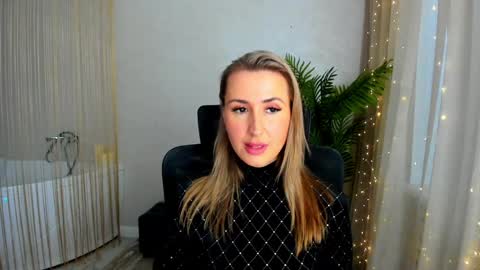 Olivia online show from January 20, 12:39 pm