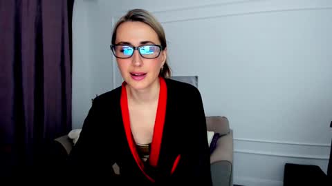 Olivia online show from January 21, 2:37 pm