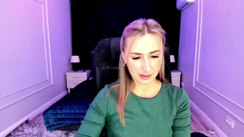 Olivia online show from February 2, 3:21 am