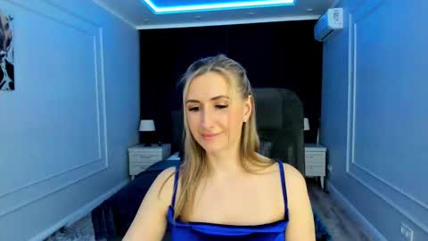 Olivia online show from February 12, 4:44 pm