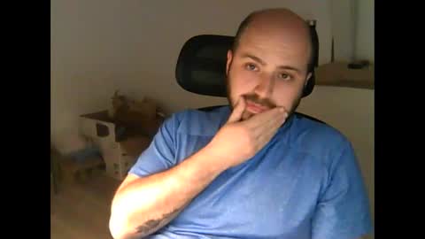 goldenspainboy online show from April 26, 6:38 pm