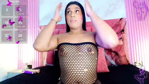 goldilockss15 online show from November 2, 4:04 am