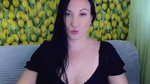 goldmoonn online show from September 13, 2:28 pm