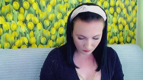 Snapshot of goldmoonn chatting on July 5, 2:02 pm goldmoonn online show from July 5, 2:02 pm