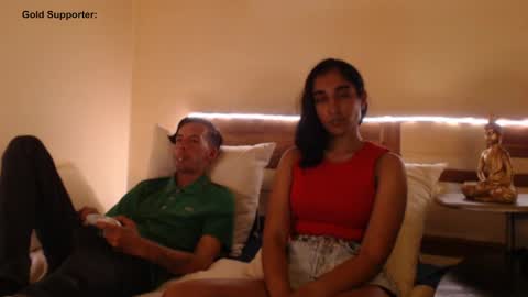 Snapshot of goldpirl chatting on April 23, 6:54 pm Aasha y David GoldPirl. online show from April 23, 6:54 pm