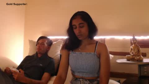 Snapshot of goldpirl chatting on April 24, 6:54 pm Aasha y David GoldPirl. online show from April 24, 6:54 pm