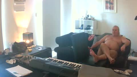 goldyguy011 online show from October 6, 2:53 am