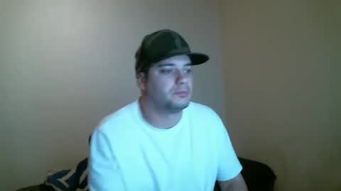 Snapshot of goleafzgo chatting on October 15, 3:06 am goleafzgo online show from October 15, 3:06 am