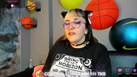 Snapshot of gomory_kitty chatting on May 9, 6:35 pm gomory_kitty online show from May 9, 6:35 pm