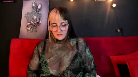 gomory_kitty online show from June 24, 2:38 pm