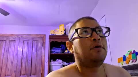 Snapshot of gonr369335096 chatting on March 21, 8:41 am gonr369335096 online show from March 21, 8:41 am