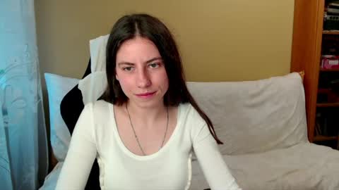 Elizabeth Effie online show from May 26, 4:03 pm