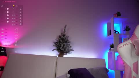 Snapshot of good_barbie chatting on December 28, 4:41 am Barbie online show from December 28, 4:41 am