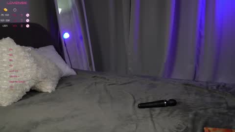 Snapshot of good_barbie chatting on December 15, 1:21 am Barbie online show from December 15, 1:21 am