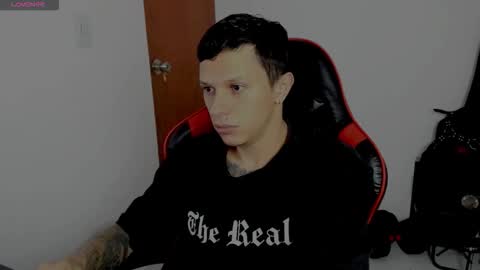 Snapshot of goodboy69i chatting on November 13, 11:09 am goodboy69i online show from November 13, 11:09 am