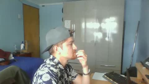 goodfumes online show from December 4, 4:27 pm