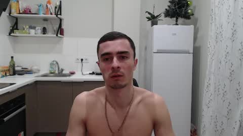 goodgg229975 online show from April 25, 7:11 pm