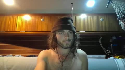 gooleek online show from October 15, 8:42 pm