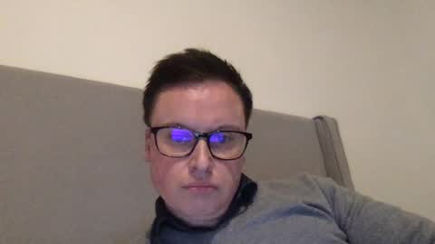 goodlookingguy558000 online show from July 28, 7:37 am