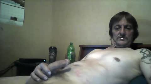 Snapshot of goodwrench31671 chatting on September 19, 5:20 am goodwrench31671 online show from September 19, 5:20 am