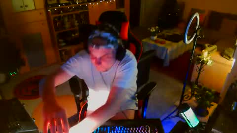google5001 online show from May 10, 2:39 am