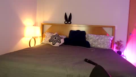 Snapshot of goonergirlnextdoor chatting on November 2, 3:36 pm princess kierra online show from November 2, 3:36 pm