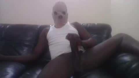 Snapshot of gorashado chatting on October 5, 5:44 pm Sexy Black Model online show from October 5, 5:44 pm