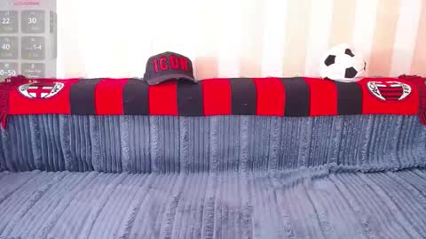 Snapshot of gordonhunt chatting on February 18, 12:45 pm Gordon Hunt online show from February 18, 12:45 pm