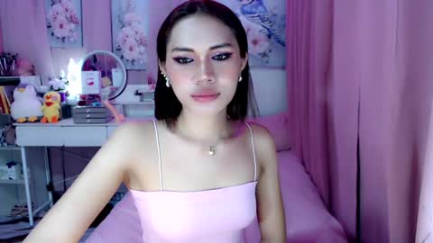 Anora online show from May 28, 10:29 pm
