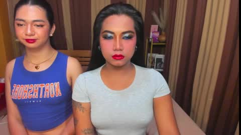 RIANA online show from April 28, 7:35 am