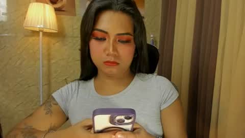 RIANA online show from June 26, 6:01 pm