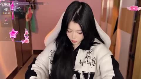 gorgeous girl33 online show from December 6, 6:39 pm