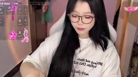 gorgeous girl33 online show from December 8, 11:19 pm