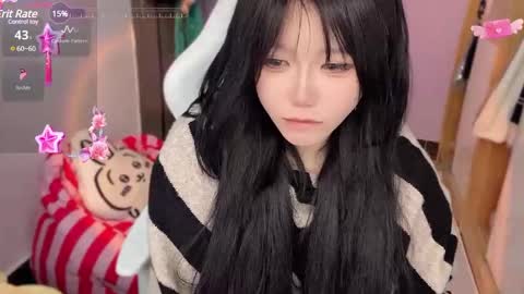 gorgeous girl33 online show from December 14, 12:11 am