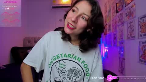 i am Jessi  I love animals and drawing I hope to get along with everyone. XOXO online show from February 26, 8:00 pm