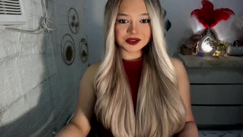 Snapshot of gorgeousamandarose chatting on January 22, 11:43 pm Amanda rose online show from January 22, 11:43 pm