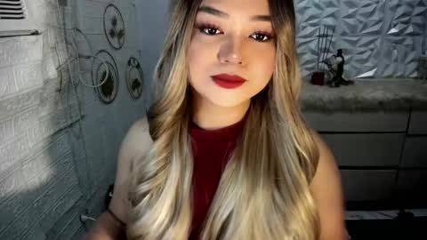 Snapshot of gorgeousamandarose chatting on October 14, 6:25 am Amanda rose online show from October 14, 6:25 am