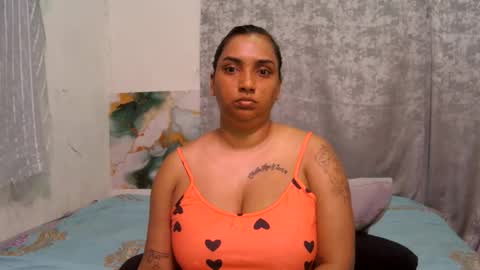 gorgeouslips10 online show from June 1, 6:20 pm