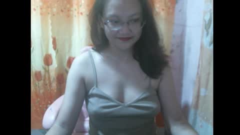Snapshot of gorgeousmama chatting on October 30, 12:17 pm gorgeousmama online show from October 30, 12:17 pm